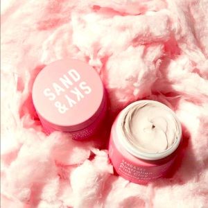 Sand and Sky face clay mask 💓💓💓